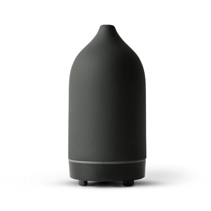 Bayu Ceramic Aroma Diffuser — Black ceramic-shell aroma diffuser with a UK option.