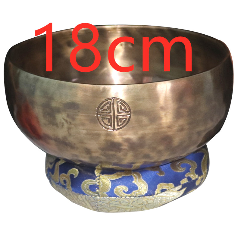 Seram Buddha Singing Bowl — Large copper singing bowl, in the selected 18 cm configuration.