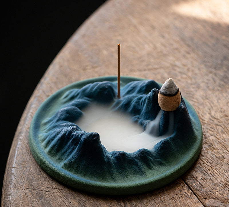 Jinsha Incense Holder — Ceramic holder designed for incense sticks and backflow cones.