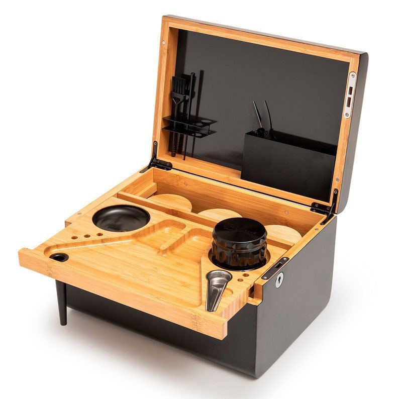 Anyue Tea Storage Case — Wooden carrying and storage case for tea accessories.