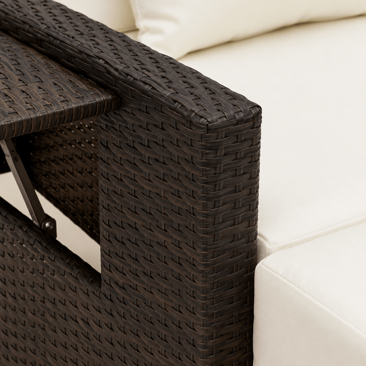 The Selsey Rattan Daybed - Rattan Chair UK